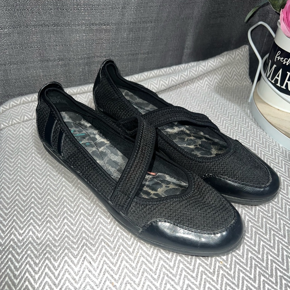Yuu Shoes Mary Jane Slip On